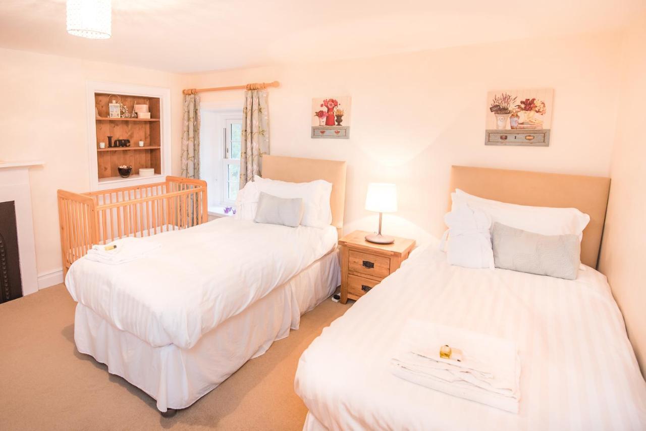 Springkell Hotel Eaglesfield Bagian luar foto