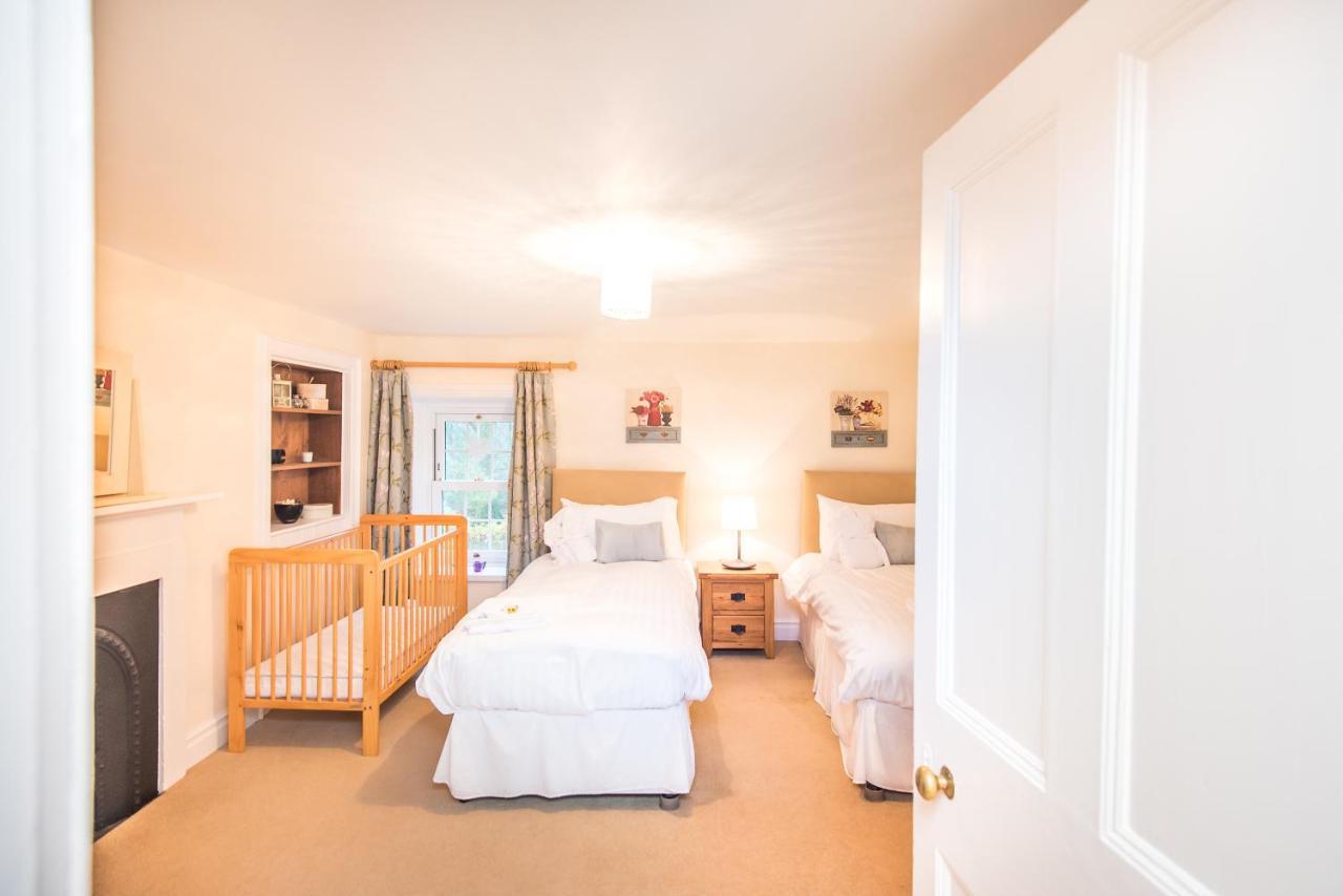 Springkell Hotel Eaglesfield Bagian luar foto